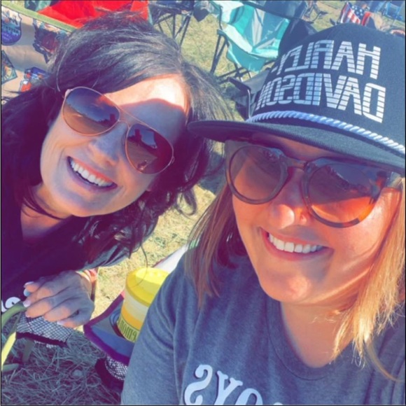 Meet your Posher, Dottie - Picture 2 of 3